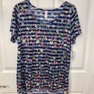 BRAND NEW - Classic T (L)